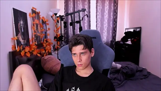 Foxicfu online show from 11/16/25, 09:14