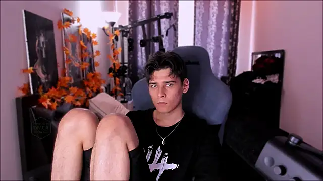 Foxicfu online show from 11/12/25, 09:24