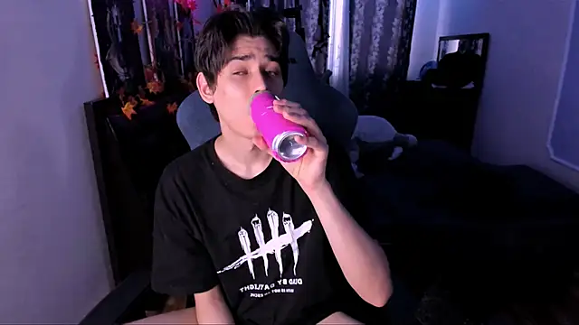 Snapshot of Foxicfu chatting on 01/13/26, 11:03 Foxicfu online show from 01/13/26, 11:03