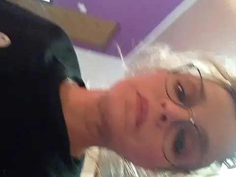 BritneyHudson online show from 01/08/26, 03:29