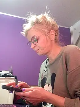 BritneyHudson online show from 03/01/26, 06:52