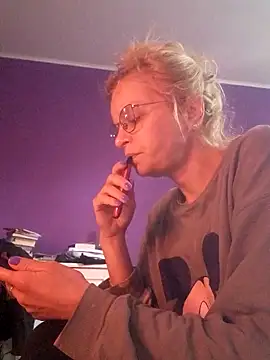 BritneyHudson online show from 03/01/26, 06:46