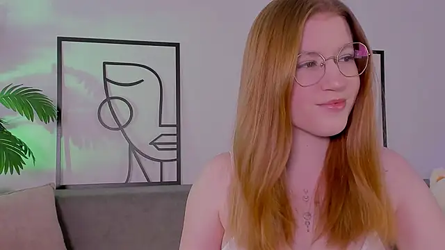 Tori the witch online show from 03/21/25, 05:54