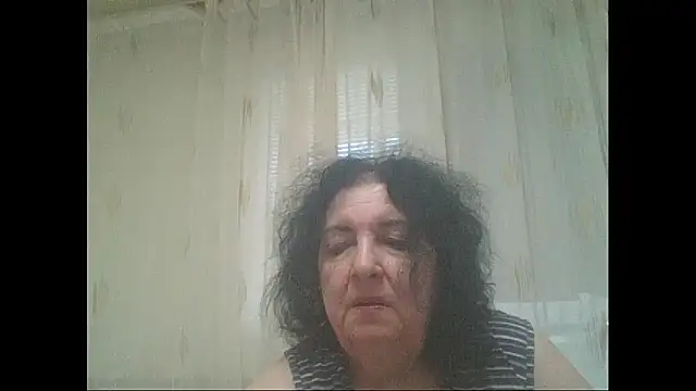Snapshot of maturekorine chatting on 06/20/26, 05:18 maturekorine online show from 06/20/26, 05:18