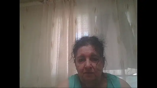 Snapshot of maturekorine chatting on 06/15/26, 04:17 maturekorine online show from 06/15/26, 04:17