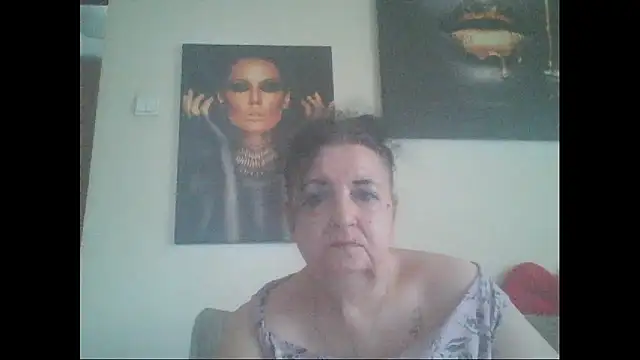 Snapshot of maturekorine chatting on 07/03/26, 10:44 maturekorine online show from 07/03/26, 10:44