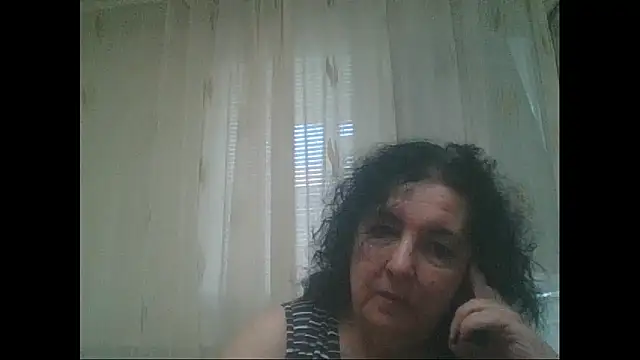 Snapshot of maturekorine chatting on 06/19/26, 05:08 maturekorine online show from 06/19/26, 05:08