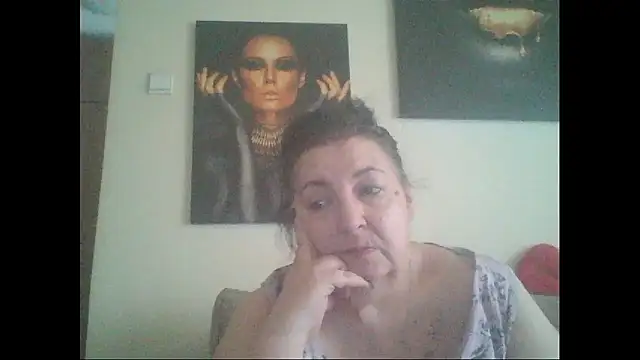 Snapshot of maturekorine chatting on 07/06/26, 10:22 maturekorine online show from 07/06/26, 10:22
