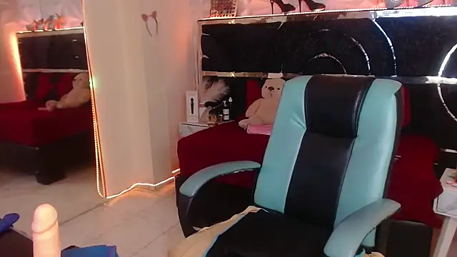 red moon 2 online show from 02/04/26, 12:16