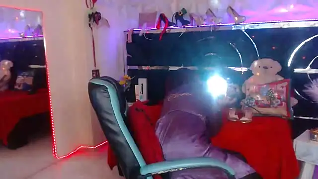 red moon 2 online show from 11/13/25, 11:08