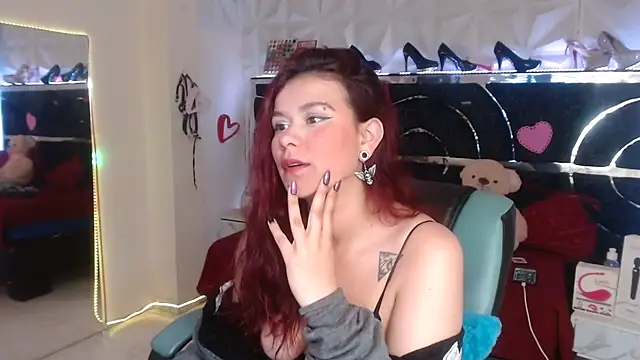 red moon 2 online show from 02/25/26, 01:28