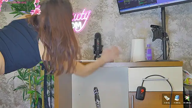 Snapshot of YourBurnWish chatting on 01/09/26, 08:05 YourBurnWish online show from 01/09/26, 08:05