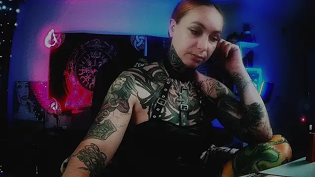 Snapshot of miss_jenna_lovee chatting on 06/30/26, 12:43 miss jenna lovee online show from 06/30/26, 12:43