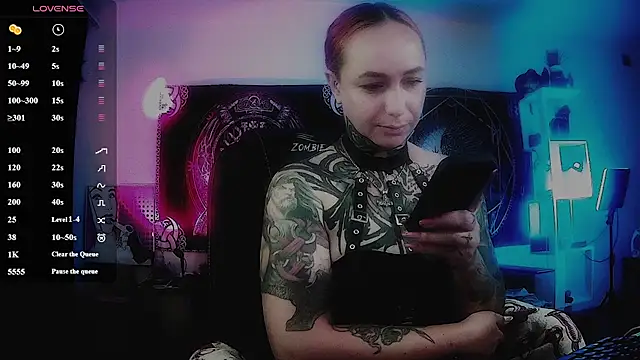 Snapshot of miss_jenna_lovee chatting on 06/15/26, 12:44 miss jenna lovee online show from 06/15/26, 12:44