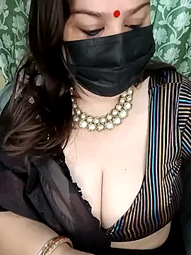 Snapshot of Rupaleesexy chatting on 02/06/25, 10:04 Rupaleesexy online show from 02/06/25, 10:04