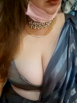 Snapshot of Rupaleesexy chatting on 03/03/26, 05:53 Rupaleesexy online show from 03/03/26, 05:53