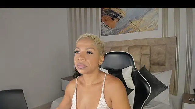 summer night  online show from 12/05/25, 11:31