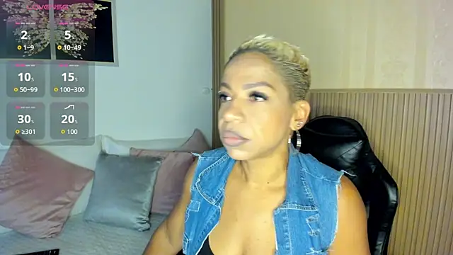 summer night  online show from 10/13/25, 01:23