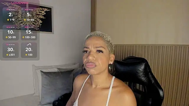 summer night  online show from 02/18/26, 11:17