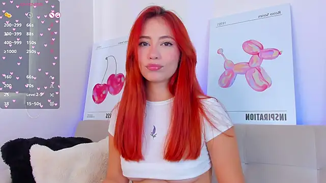Snapshot of SofiaFerrer chatting on 02/04/25, 07:22 SofiaFerrer online show from 02/04/25, 07:22