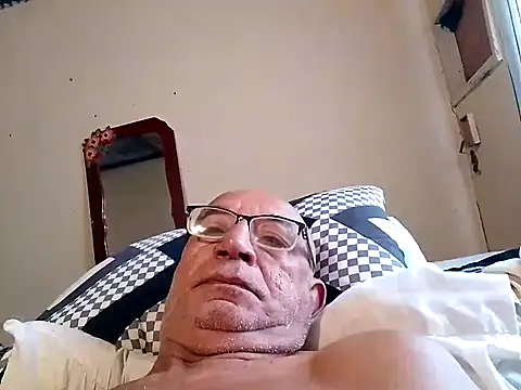 sincuenton24cmts online show from 10/30/25, 01:09