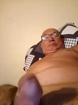 Snapshot of sincuenton24cmts chatting on 02/14/26, 06:30 sincuenton24cmts online show from 02/14/26, 06:30