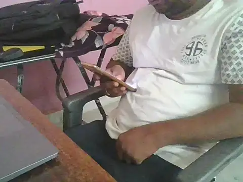 Snapshot of ITGuyhyd chatting on 03/07/26, 08:10 ITGuyhyd online show from 03/07/26, 08:10