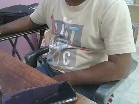 ITGuyhyd online show from 11/17/25, 07:34