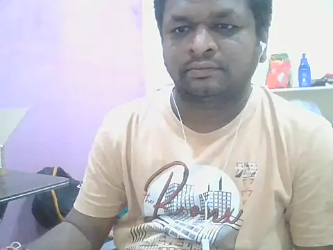 Snapshot of ITGuyhyd chatting on 02/07/26, 01:41 ITGuyhyd online show from 02/07/26, 01:41