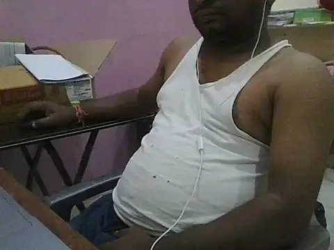 Snapshot of ITGuyhyd chatting on 02/06/26, 06:26 ITGuyhyd online show from 02/06/26, 06:26