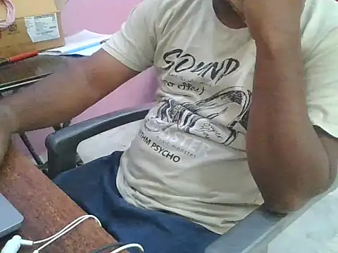 Snapshot of ITGuyhyd chatting on 02/27/26, 08:25 ITGuyhyd online show from 02/27/26, 08:25