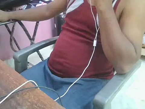 Snapshot of ITGuyhyd chatting on 03/06/26, 09:15 ITGuyhyd online show from 03/06/26, 09:15