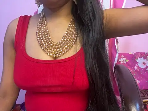 Snapshot of roshni-5 chatting on 02/17/25, 06:39 roshni-5 online show from 02/17/25, 06:39