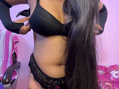 Snapshot of roshni-5 chatting on 02/08/25, 10:19 roshni-5 online show from 02/08/25, 10:19