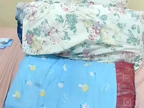 just lela online show from 12/23/25, 09:19