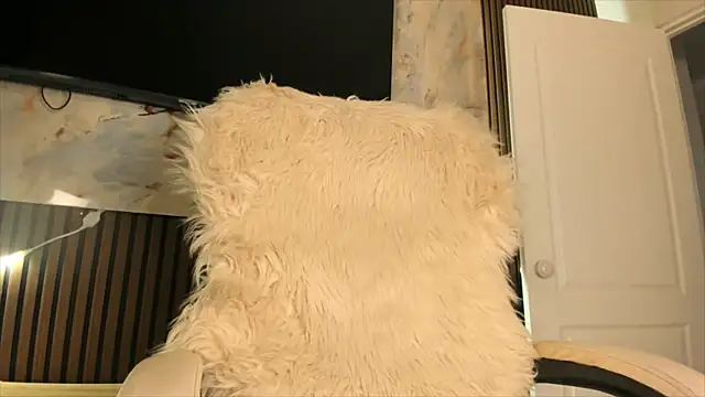 sally 009 online show from 09/25/25, 02:12