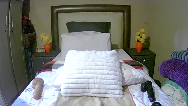 Kimmyboobs online show from 10/02/25, 06:33