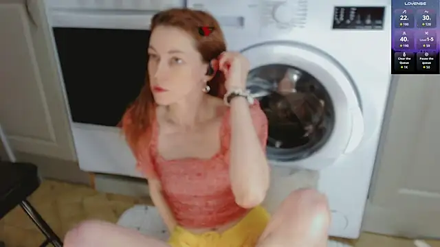 Amina Barbarian online show from 09/28/25, 04:58