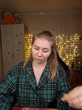 Snapshot of D0nna_ chatting on 03/07/26, 09:31 D0nna online show from 03/07/26, 09:31