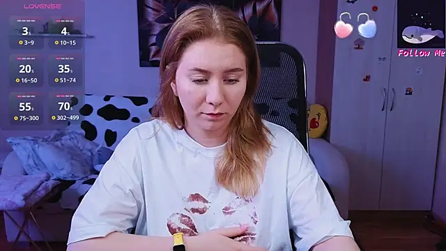 D0nna  online show from 10/11/25, 06:58