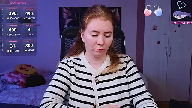 D0nna  online show from 09/24/25, 11:21