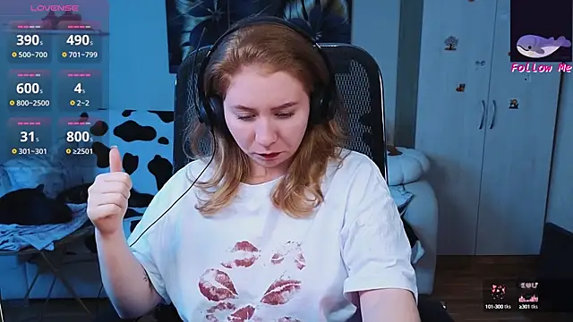 D0nna  online show from 10/06/25, 09:59