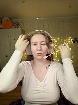 Snapshot of D0nna_ chatting on 03/23/26, 07:14 D0nna online show from 03/23/26, 07:14