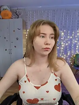 Snapshot of D0nna_ chatting on 02/16/26, 09:41 D0nna online show from 02/16/26, 09:41