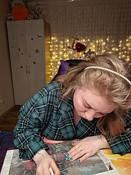 Snapshot of D0nna_ chatting on 03/15/26, 10:17 D0nna online show from 03/15/26, 10:17