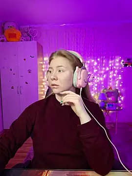 Snapshot of D0nna_ chatting on 03/30/26, 10:55 D0nna online show from 03/30/26, 10:55