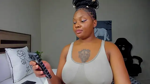 Renee-18 online show from 03/01/26, 08:31