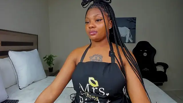 Renee-18 online show from 09/09/25, 04:11