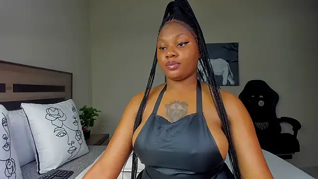 Renee-18 online show from 01/06/26, 08:13