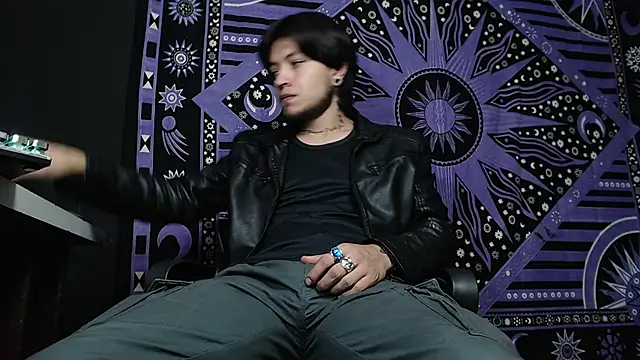 Dicaprioo  online show from 02/04/25, 03:26